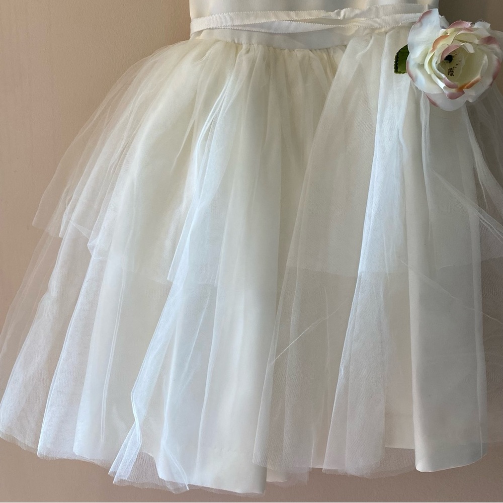 Off white special occasions dress - Picture 2 of 8